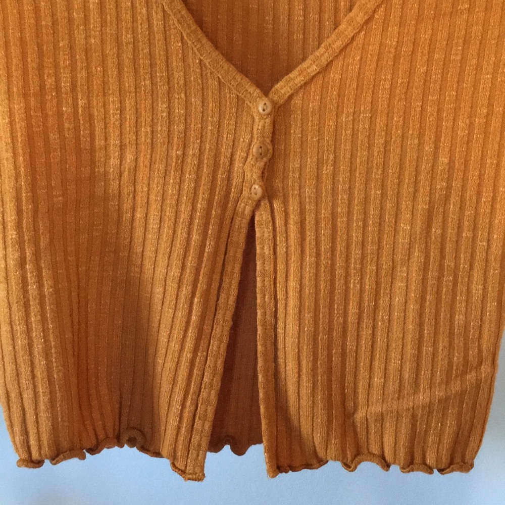 UO Ribbed, Open-Front Tee - Picture 2 of 4